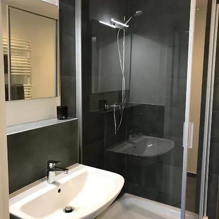 Stockholm, Renoviert, 35qm, Koeln Nah Apartment