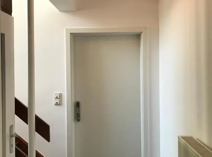 Lägenhet Stockholm, Renoviert, 35qm, Köln Nah Bergisch Gladbach