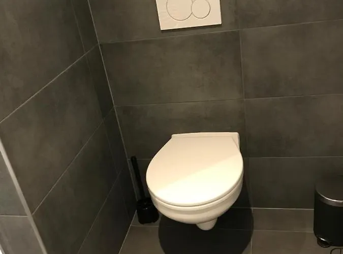 아파트 Stockholm, Renoviert, 35qm, Koeln Nah 베르기슈글라트바흐