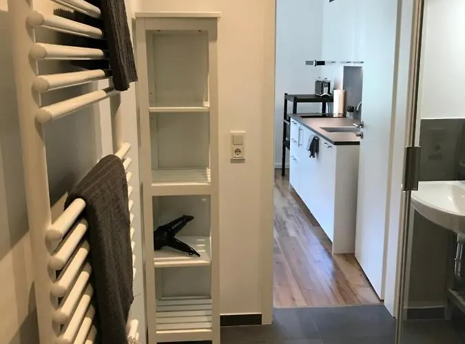 Stockholm, Renoviert, 35qm, Köln Nah Bergisch Gladbach